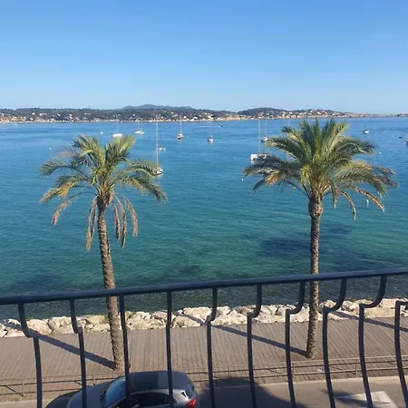 Maison Bord De Mer Bandol *